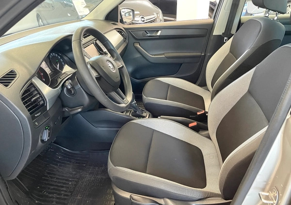 Skoda Fabia cena 39900 przebieg: 175680, rok produkcji 2016 z Suwałki małe 277